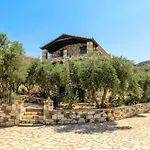 Joanna\'S Stone Villas